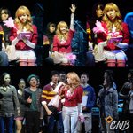 금발이 너무해 <b>쇼케이스때</b> 제시카의 핑크색 가방ㅋㅋ