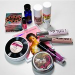 [완소아이템] 디자인에 반한! 스타일리쉬한 완소 아이템에는 무엇이...