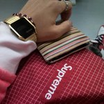 이태원에서 한국인 희롱하는 흑인 목숨걸고 응징.