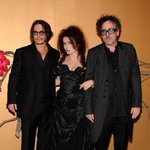 <b>조니</b> 뎁 최근 모습, 머리 감은 거 맞아?ㅠ