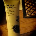 콧등위의 <b>흉물</b>스런 블랙헤드없애기!