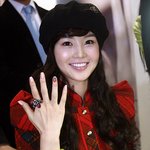 연예인들의 <b>오버</b>싸이즈반지 스타일