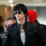 옥택연 인천공항 <b>입국</b> 사진