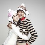 이민호 <b>던킨</b> 새로 찍은 크리스마스 사진 커플샷.. 여자 누구야?...