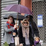 <b>미셸</b> 윌리엄스-마틸다, 마틸다도 우산 좀;