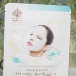 촉촉하고 하얀 얼굴을 가지고 싶다면?