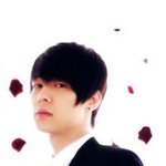 같은옷 입은 연예인, <b>승자</b>를 가려보자