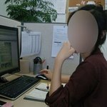 겨울 선물로 <b>뜨개질</b> 파우치랑 립밤 준비했어요~