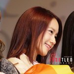 국회대상 참석한 소녀시대, 윤아의 <b>예술</b> 옆라인