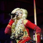 이 여자 누구예요 ? 진짜 야하다