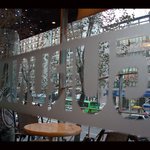 크리스마스가 되니 작년 겨울이 생각나네요. 애인과 함께 커피를 마셨던...