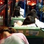 다음부턴 버스 맨 <b>앞자리</b>에 앉아야겠습니다