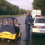 세계 각국의 <b>미니카</b>들 , 굴러가기는 해>?