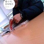 必도서관에서 야한책본 발x난 아저씨 (인증必)