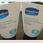 겨울에 너무 쓰기 좋은 <b>보습</b>좋은 바세린 핸드크림!