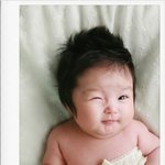 48일된 아기의 <b>윙크</b>~사랑스러워요~^^