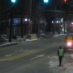 새벽 4시에 제설작업하는 아저씨들께 커피 타 드렸어요^^(사진有)