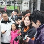 김태희 <b>게릴라</b> 인터뷰 촬영 직찍
