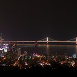금련산에서 본 광안<b>대교</b>의 야경