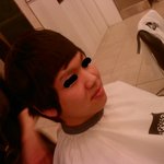 군입대하루전 <b>삭발</b>하는친구... (사진有)