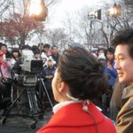 사진有 버스에서 낯선 아주머니의 손을 잡고 탔어요..