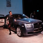 4억 3천만원 롤스로이스 고스트 <b>론칭</b> 파티