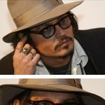 딸의 이름을 타투로 새긴 <b>조니</b> 뎁의 딸 사랑