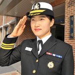 여성파워가 여군에서 <b>비롯</b>된다.