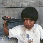 이 아이는 과연<b>무슨생각</b>을하고있을까요