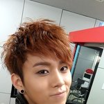 비스트 선글라스남 용준형, 선글라스 벗으면..
