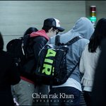 <b>2pm</b> 공항 직찍, 아저씨 패션으로도 감출 수 없는 미모 ㅋㅋㅋㅋ