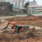 제발 봐주세요!! 아이들이 다니는 학교옆에... ㅠㅠ