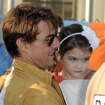 머리띠하고 예쁘게 꾸민 <b>수리</b>, 한결 낫네