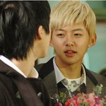 '유키스' <b>동호</b> 중학교 졸업식사진