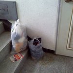 쓰레기<b>투척</b>사건(사진有)