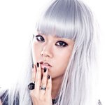 완전 무리수! <b>은발</b>의 연예인