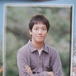 저는 정용화와 같은학교 동창입니다.정용화의 과거<b>비리</b>..