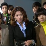 공부의 신 <b>오윤아</b>~!! 스타일 짱 좋아~