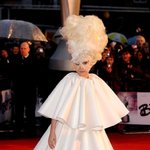 <b>브릿</b>어워드 참석한 레이디 가가 의상ㅋㅋㅋ