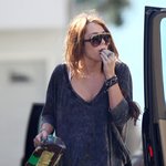 <b>마일리</b>사이러스 나이에 맞지않는 옷차림;;