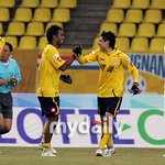 ‘몰리나 2골’ 성남, 강원에 3-0 대승.