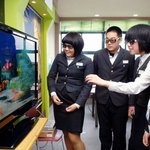 한 중학교에는 벌써 <b>lg</b> 3d tv 전용 교실이 생겼다고 하네요...