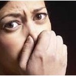 사람 사이를 멀게 만드는 <b>구취</b> (입냄새)