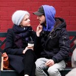 샤이아 라보프-<b>캐리</b> 멀리건, 깨가 쏟아지네ㅠ