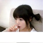 과자 먹으면서 셀카찍는 남규리, <b>폭풍</b> 귀여움