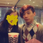 국가대표 곽윤기 선수와 김민정선수와 아이스크림먹었어요.