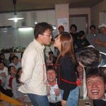 하하하 <b>이</b>녀석 말이죠 제 초등학교 <b>짝</b>이였습니다.