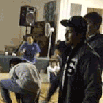 [박재범] <b>시애틀</b>에서 모자장난치는 재범+(사진)