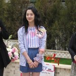 포<b>샵</b>없는 설리 사진, <b>인형</b>이 서있네ㅠ