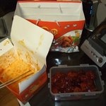 치킨먹다가 바퀴벌레 나왔어요...ㅜㅜ